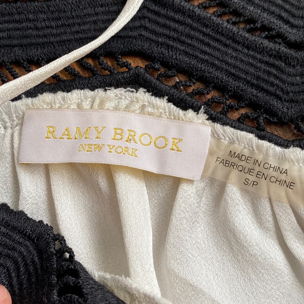Ramy Brook Sandy Off The Shoulder Lace Trim Flowy Blouse *Stain* - Picture 7 of 12